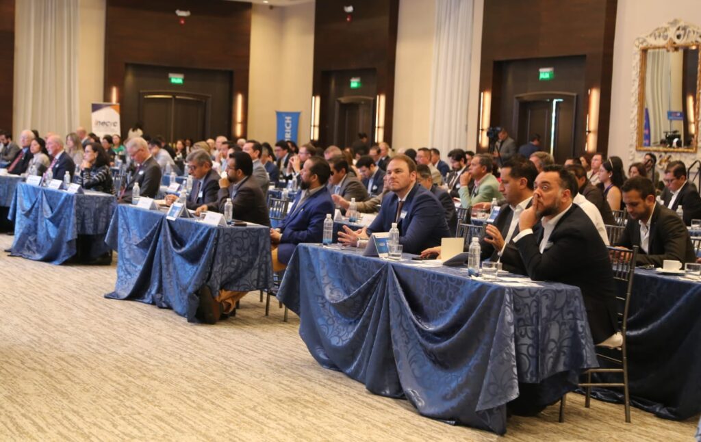 Foro de hidrógeno verde en Quito