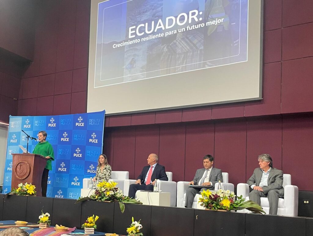 Ecuador: crecimiento resiliente para un futuro mejor